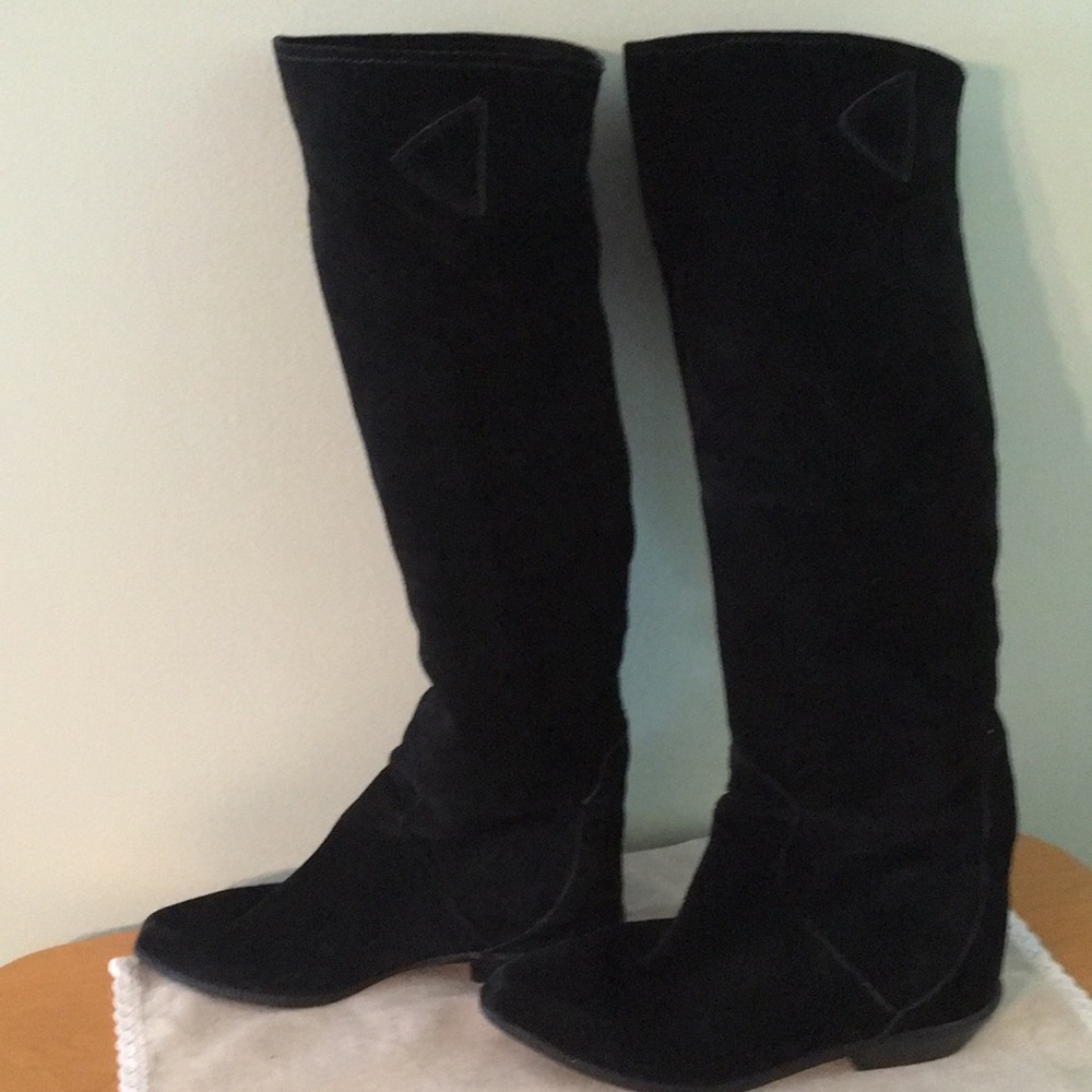 Black suede boots